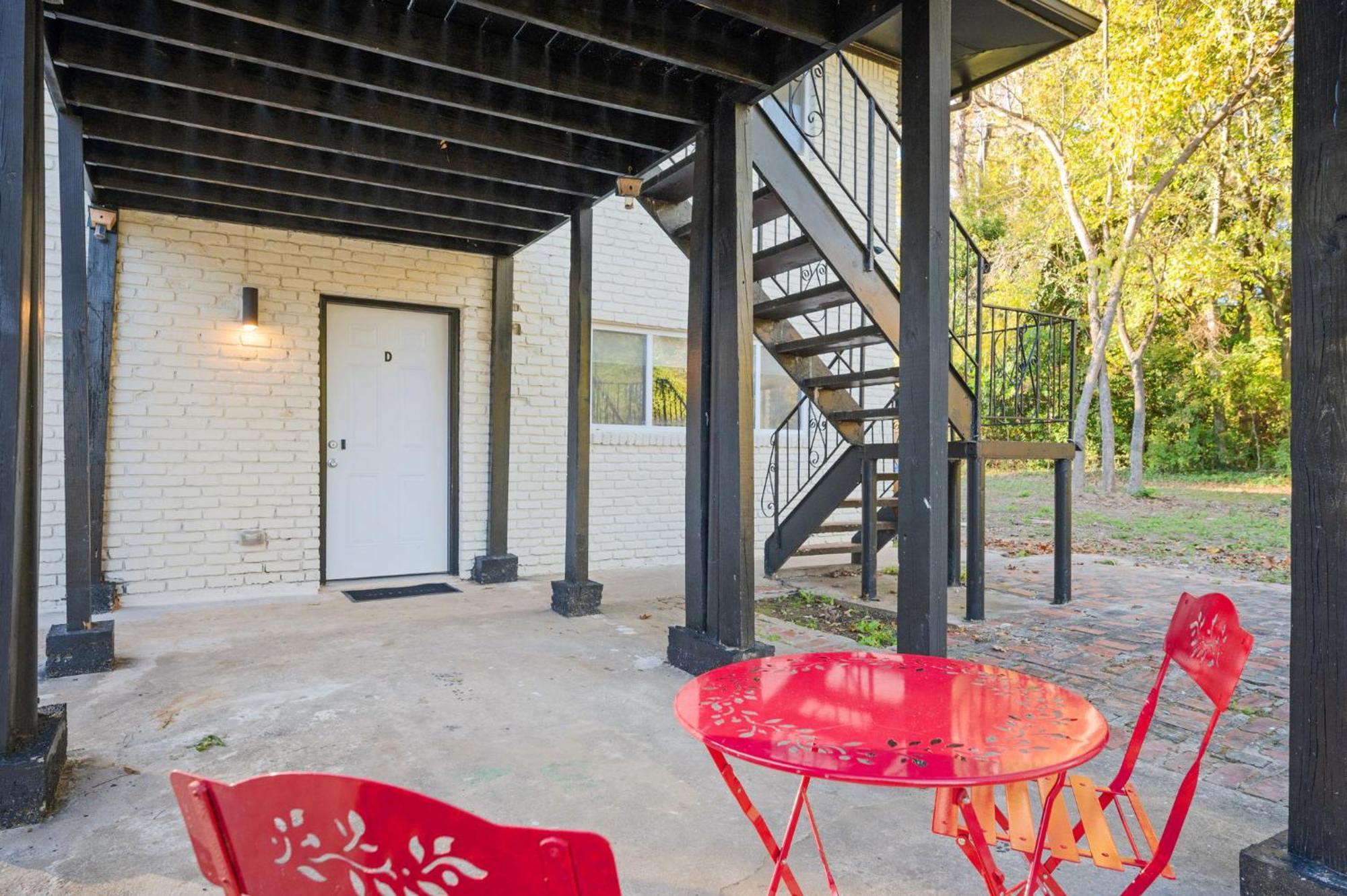 Quiet & Quaint Apartment, 5 Mins To Airport And 15 Mins To Downtown Apartamento *